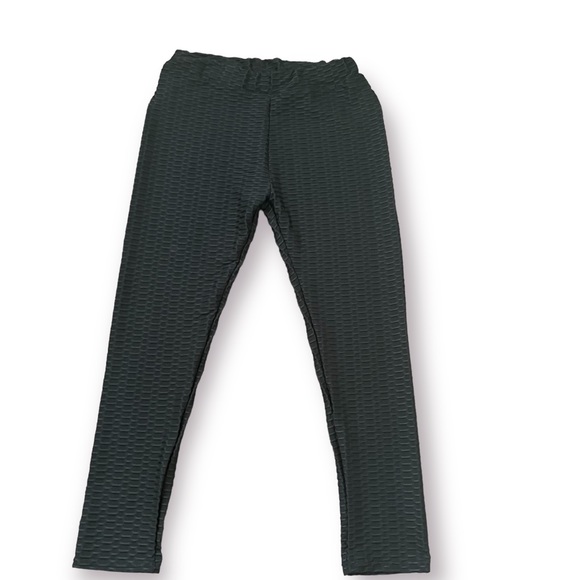 2 piece Solid textured dual pocket jacket and ruched leggings set. - Picture 4 of 4